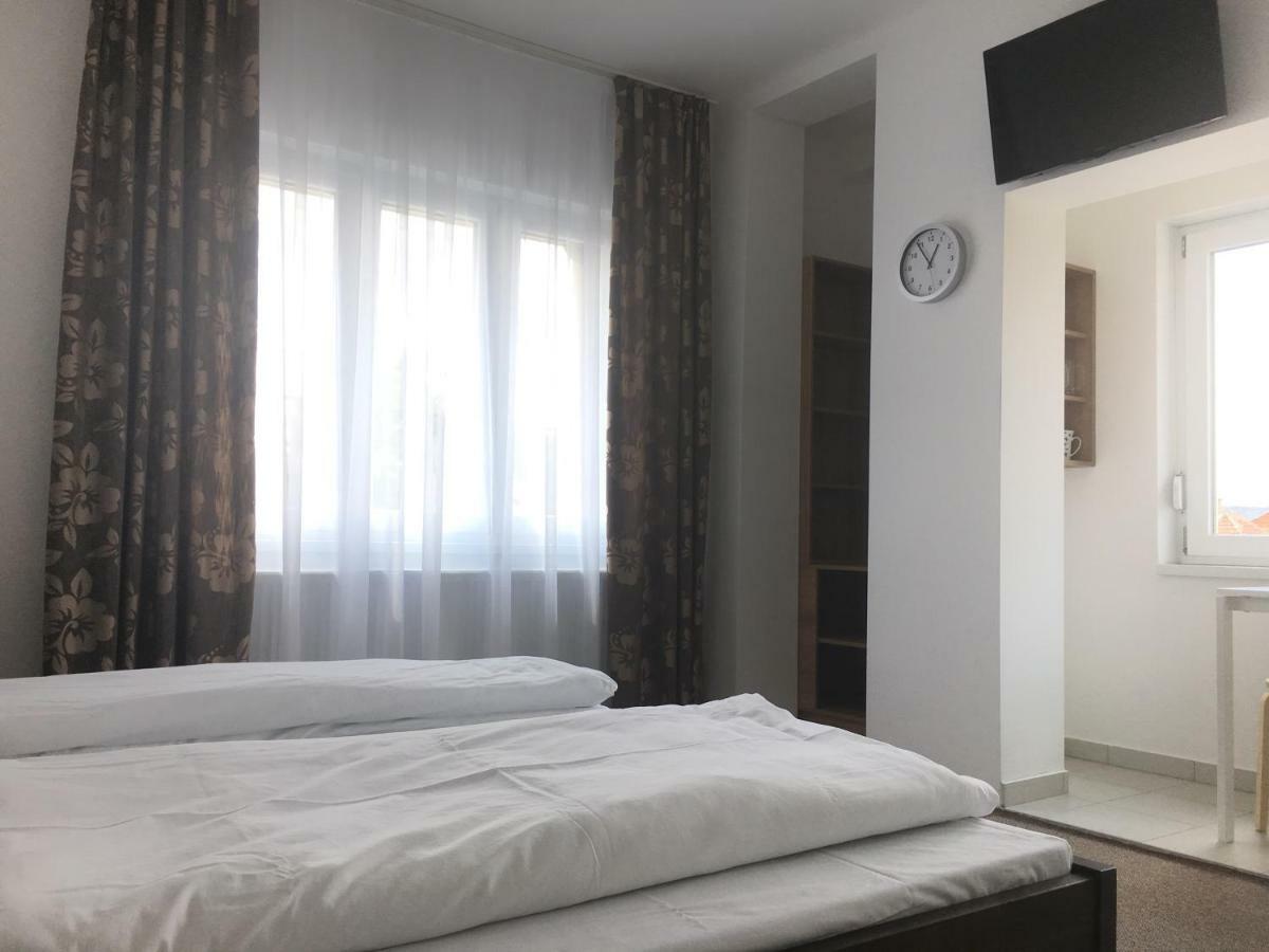 Toronyi Vendeghaz Otel Dış mekan fotoğraf