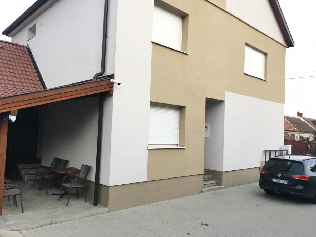 Toronyi Vendeghaz Otel Dış mekan fotoğraf
